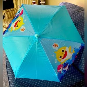 baby shark umbrella for kids new with tag